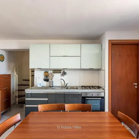 Apartman Calabernardo Home